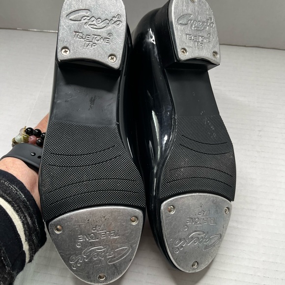 BLACK PATENT TAP SHOES BY CAPEZIO - Picture 4 of 5